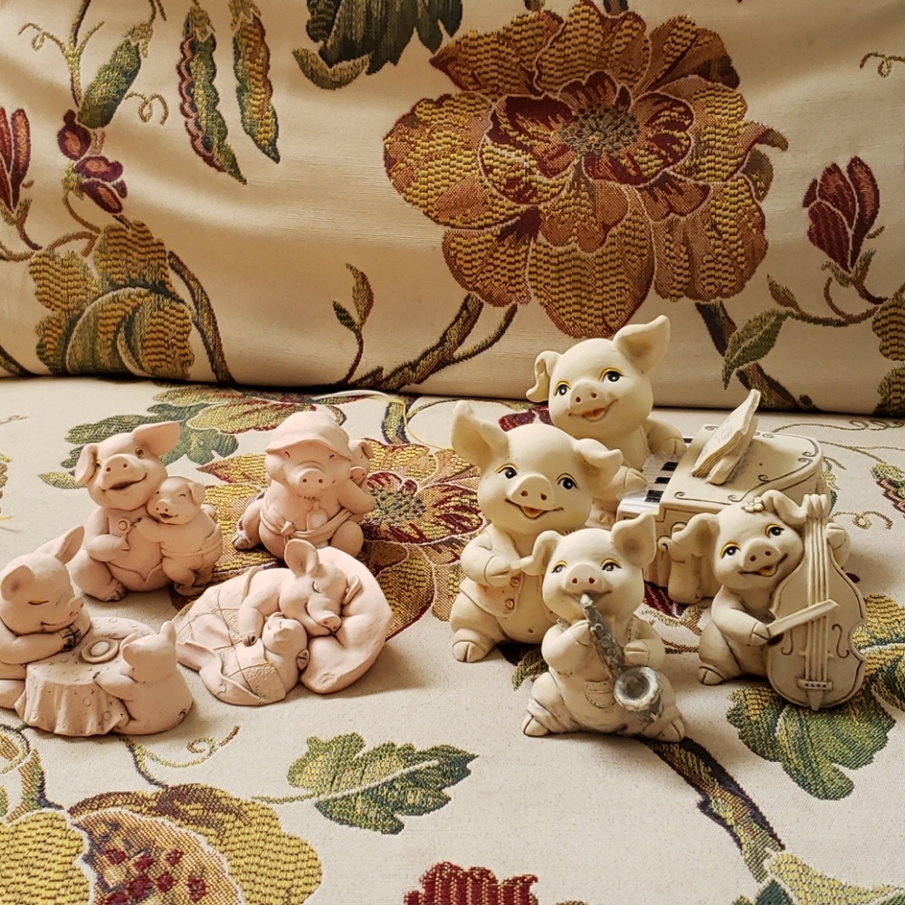 Piggy  Figures